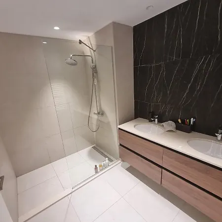 Exclusive Bw Terraces Apartment *