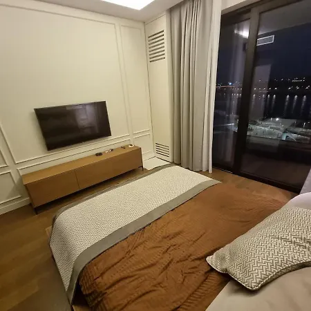 Exclusive Bw Terraces *