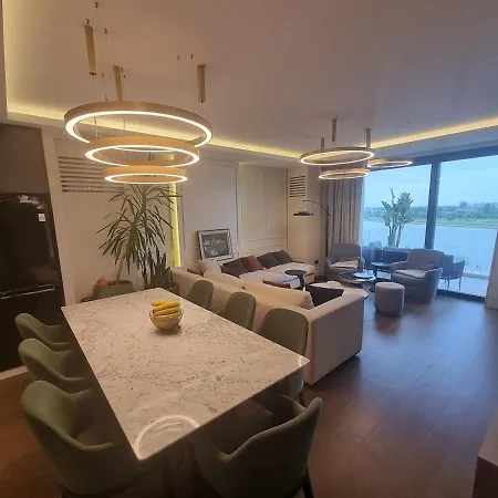 Exclusive Bw Terraces *